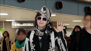 [포토] 패션리더 장근석 ‘일본공연 갔다 올께요!’