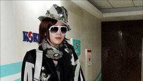 [포토] 블랙카리스마 장근석 ‘공항패션 종결자’