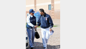 프로팀에 2승 3패…9구단 NC 가능성 봤다