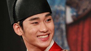 [연예 뉴스 스테이션] ‘해품달’ 김수현, 원빈 이어 화장품 ‘비욘드’ 모델