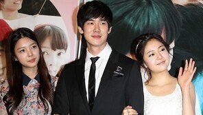 [SD포토] 엄현경-유연석-백진희 ‘저희 영화 많이 사랑해주세요~’