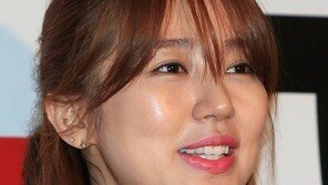 [포토] 윤은혜, ‘소녀장사’ 시절로 돌아가나? 턱살 깜짝