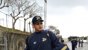 웬만해선 출루…이대호는 1루 단골손님