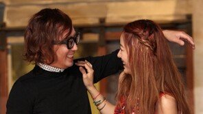 [SD포토] 정재형, 쿨하게 효리를 품으로!