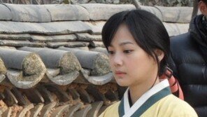 ‘해품달’ 윤승아, 무사에서 여인으로 변신 ‘무슨일?’