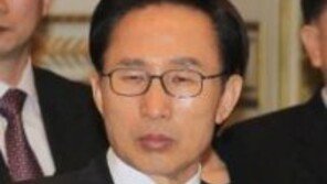 MB “친인척 측근비리에 잠설쳐…할말없다”