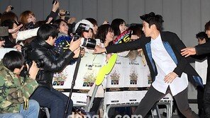 [SD포토스토리] 최시원, 대형참사 막고 팬 안부까지 ‘진정한 훈남’