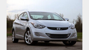 美 소비자들, ‘시빅’보다 비싸지만 “아반떼에 돈 더 많이 써?”