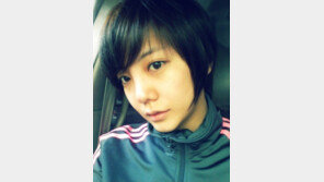 고은아, 섹시함 버리고 ‘숏 커트+트레이닝 복’