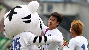 [SD포토] 연솔골 이동국 “백호야 나 잘했지?”