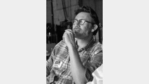 ‘아카데미 시상식’ 미셀 하자나비시우스, ‘아티스트’로 감독상 수상