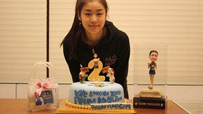 김연아, 밴쿠버 금메달 2주년 기념 인증샷 공개