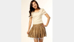 ‘하이킥3’ 김지원, 일본서 가수 데뷔…아무로 나미에 소속사