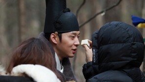 [SD포토] 박유천, ‘꽃 왕자’의 비밀은 화장?