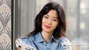 전지현 “예쁜 시선으로 앞길 축복해달라” 결혼 공식발표