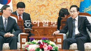 “탈북자 해결” 목청높인 한국… 듣기만 한 중국