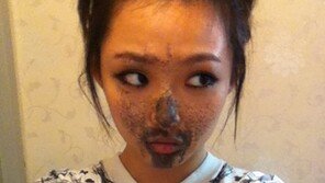 미쓰에이 민, 얼굴에 잉크 대굴욕 셀카 ‘미모는 여전해’