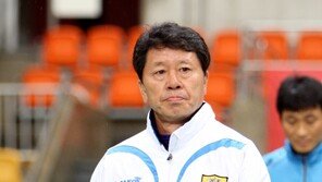 [현장리포트] “비내려서 이길줄 알았는데”…정해성 감독의 비애