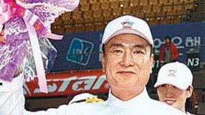 인삼공사 박삼용 감독 “리그 1위 기쁨 이렇게 클줄이야…”