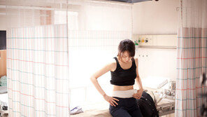 이나영, 한 뼘 허리 과시 ‘해도 너무해…’