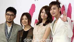 [SD포토] 정진영-이미숙-윤아-장근석 ‘사랑비 많이 사랑해주세요~’