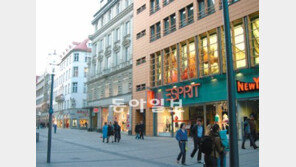 [DBR 스페셜]멋진 고객이 고객을 부르고 고객만족 높인다