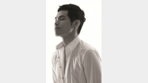 [연예 뉴스 스테이션] 가수 나윤권, 연기자 한설아와 6개월째 교제중