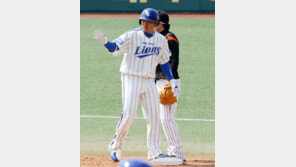 삼성 박한이, 시범경기서 허벅지 통증