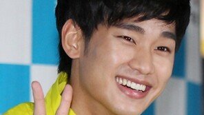 김수현 ‘택시’ 탑승 ‘제작진 삼고초려에 감동’