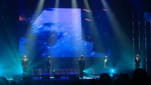 2PM,‘HOTTEST PARTY’세번째 팬미팅 4천여 팬 열광