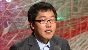 청와대 “김제동 사찰 의혹 사실관계 파악중”