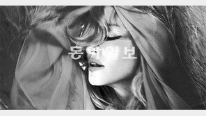 54세 마돈나 “여왕은 불멸” vs 26세 레이디 가가 “청출어람”
