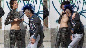 샬롬 하로우, 촬영 중 가슴 노출… “대체 뭐하는 짓?”