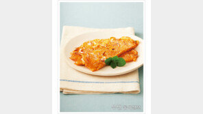 [우먼 동아일보 데일리 요리] 비오는 날 생각나는 한국의 대표 음식! 김치전 