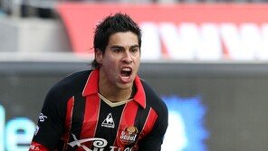 [사커브레이크｜K리그 초반판도 이끄는 용병] 선두 수원, 9골중 7골 용병이 쐈다