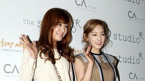 태연 엄마구두 신고 패션쇼에? “넘어질까 불안불안”