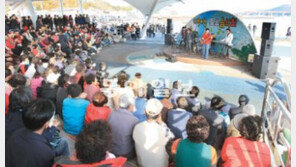 [광주/전남]“마량항 명물 토요음악회로 오세요” 2006년 시작… 인기몰이