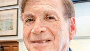 뉴욕 드와이트스쿨 스판 총교장 “아이비리그 준비, 서울서 해도 충분할 겁니다”