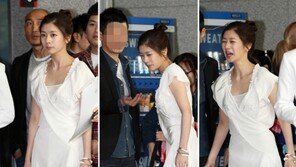 [포토] ‘청순한 줄만 알았던’ 정소민, 껌을 매니저 손에…‘장난꾸러기’