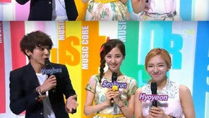 태연 MC 불참‘정용화-서현’커플 1년만에 재회