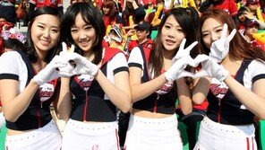 [포토] KIA치어리더, ‘우리 꼭 걸그룹 같죠?’