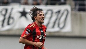 ‘데얀 2골’ FC서울, 상주 상무에 2-0 완승