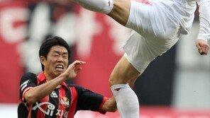 울산 살인일정…김호곤, 일단 ‘ACL’ 택했다