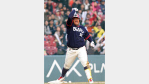 넥센표 자물쇠 해제 “감독님 첫승 받으세요”