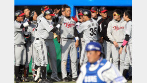 15안타 불방망이…롯데, 2연승 쐈다