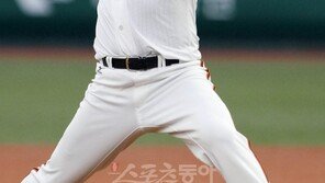 “오늘 박찬호가 아닙니다” 한화 청주 선발 양훈, 왜?