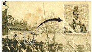 선글라스 쓴 고종… 당나귀 타고 왕진… 연세의료원 희귀사진 공개