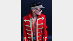 MC스나이퍼, 저항음악 속으로…다시 날선 저격수 되다