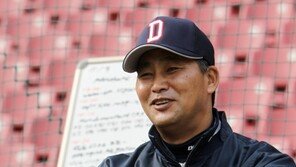 김진욱 감독, 비 덕분에 쉬고도 한숨 푹푹 왜?