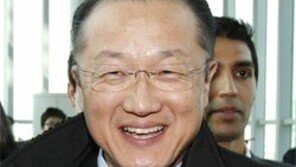 김용 총재후보 NYT 인터뷰 “세계銀 현실 대응 능력 키울것”